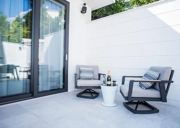 아파트 Apartman Amore